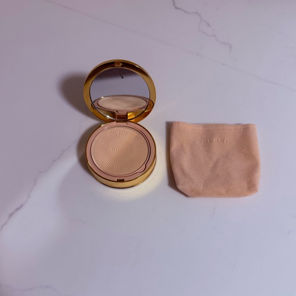Gucci Matte Powder - Picture 3 of 7